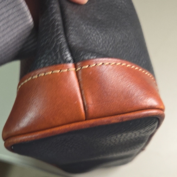 Dooney & Bourke Black and Tan Bag - Picture 12 of 14